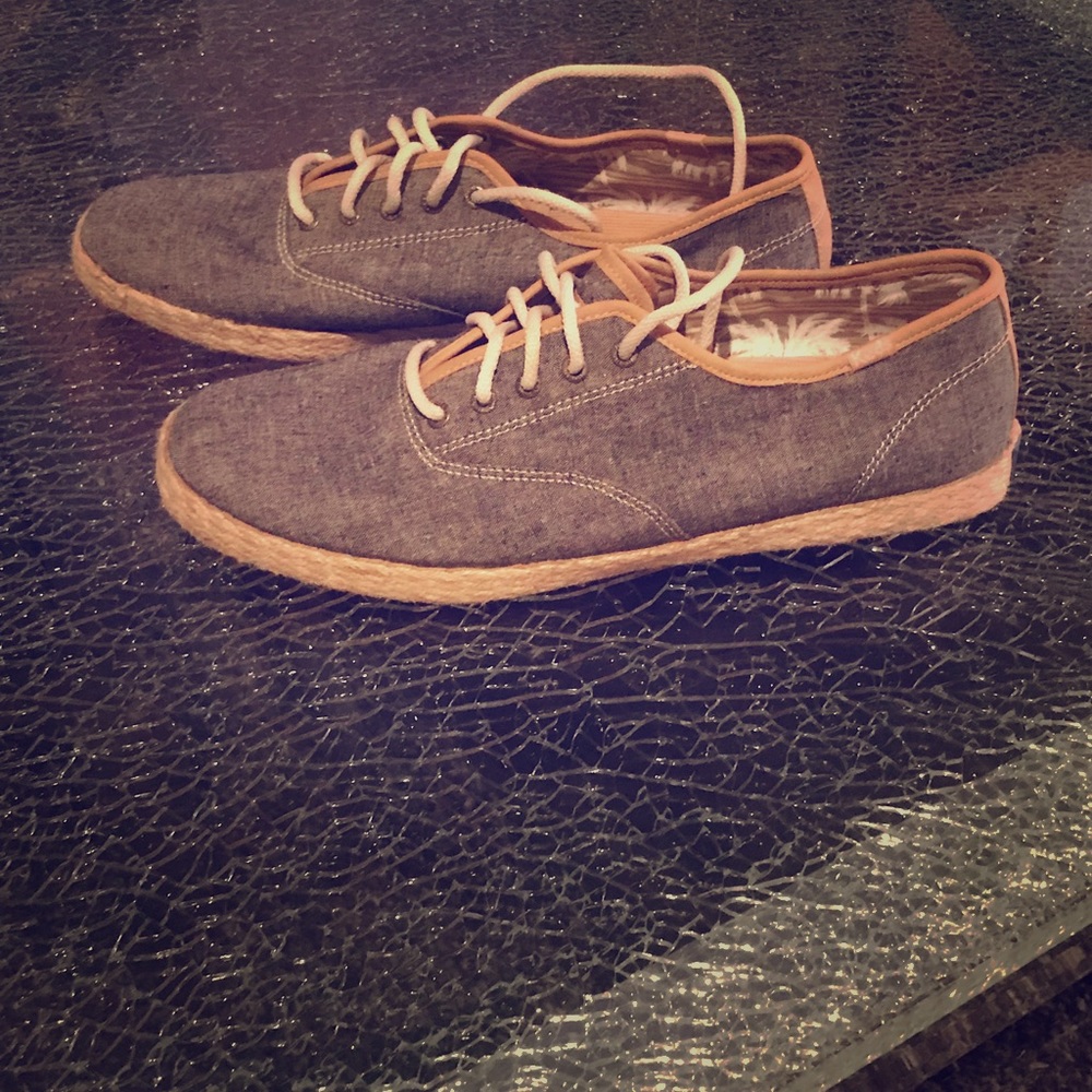 Canvas Keds - Cali Swag!!